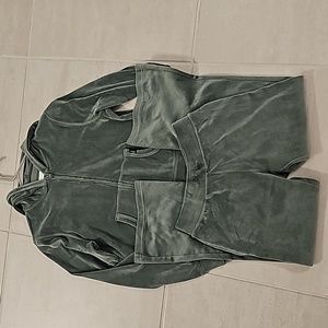 Girl's Abercrombie velour matching set